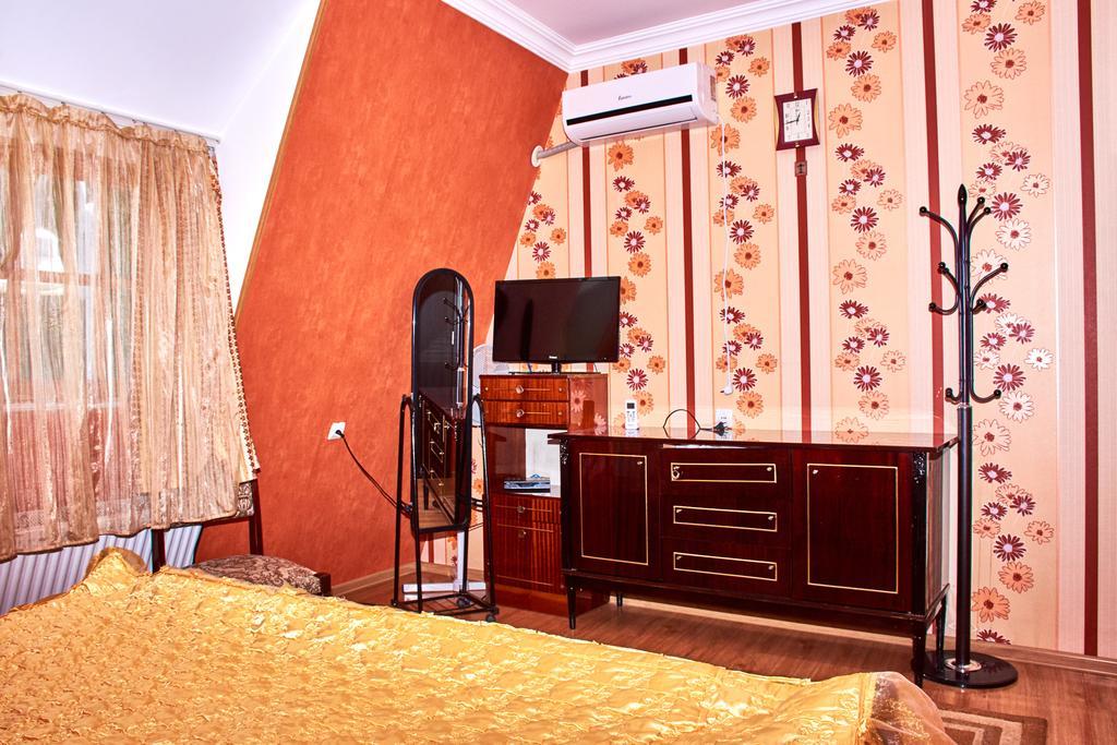 California Guest House Γκόρι Εξωτερικό φωτογραφία
