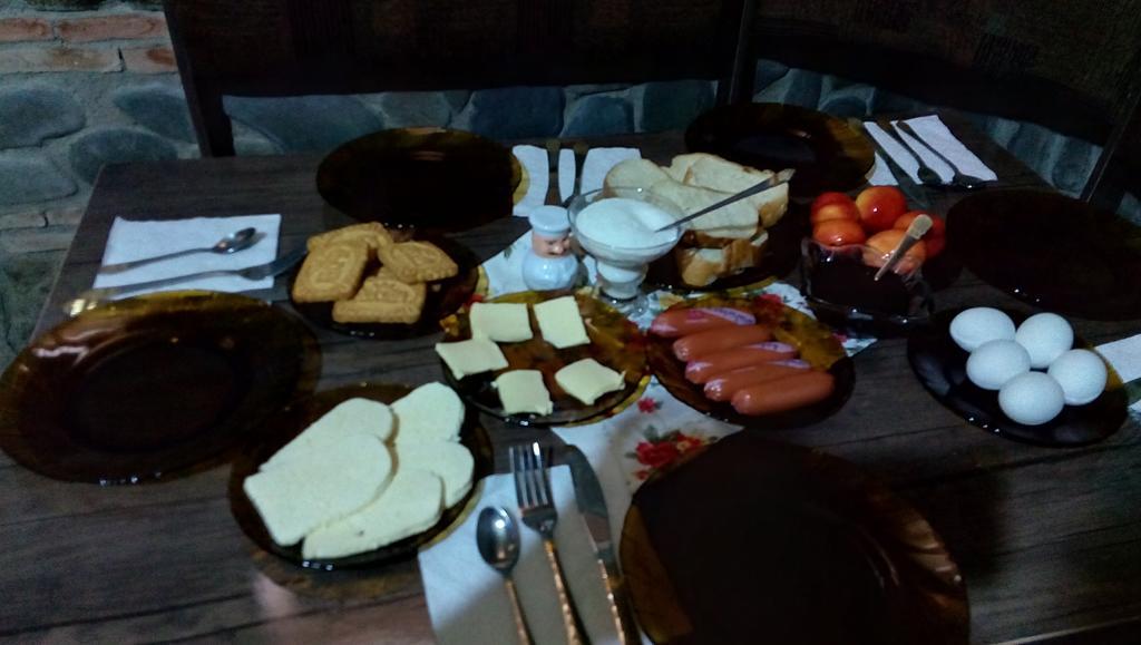 California Guest House Γκόρι Εξωτερικό φωτογραφία